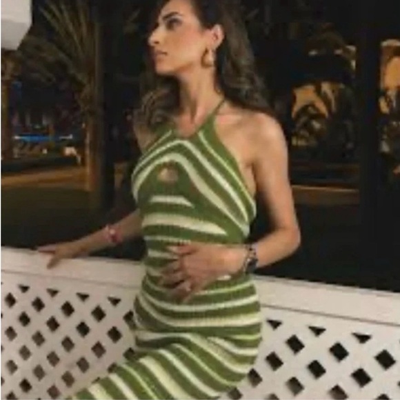 #162 Sincerely Jules Olive and Cream Striped Midi Dress. Great Condition - Picture 4 of 16
